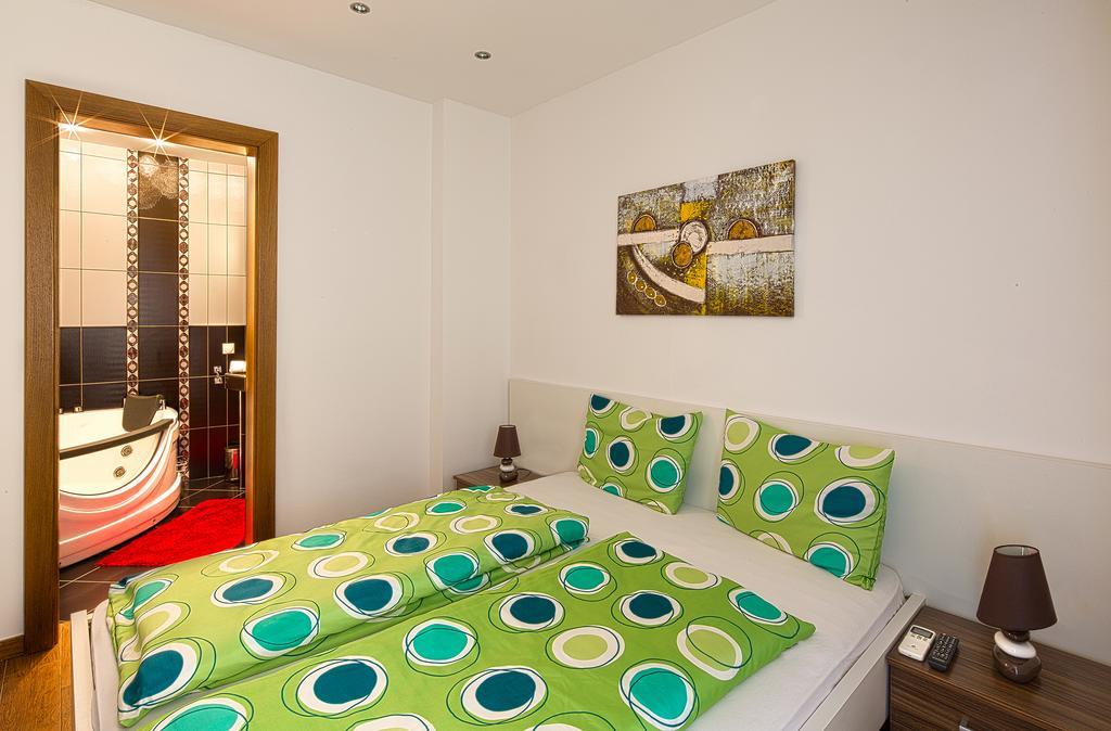 Montelux Apartments Budva Rom bilde