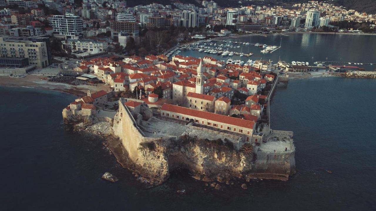 Montelux Apartments Budva Eksteriør bilde